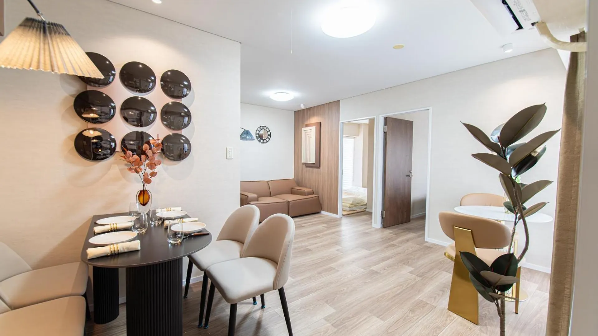 شقة Z7全新装修套房3室2厅 新宿2站4分钟,Max 8P-Spacious,3Rooms Near Shinjuku طوكيو