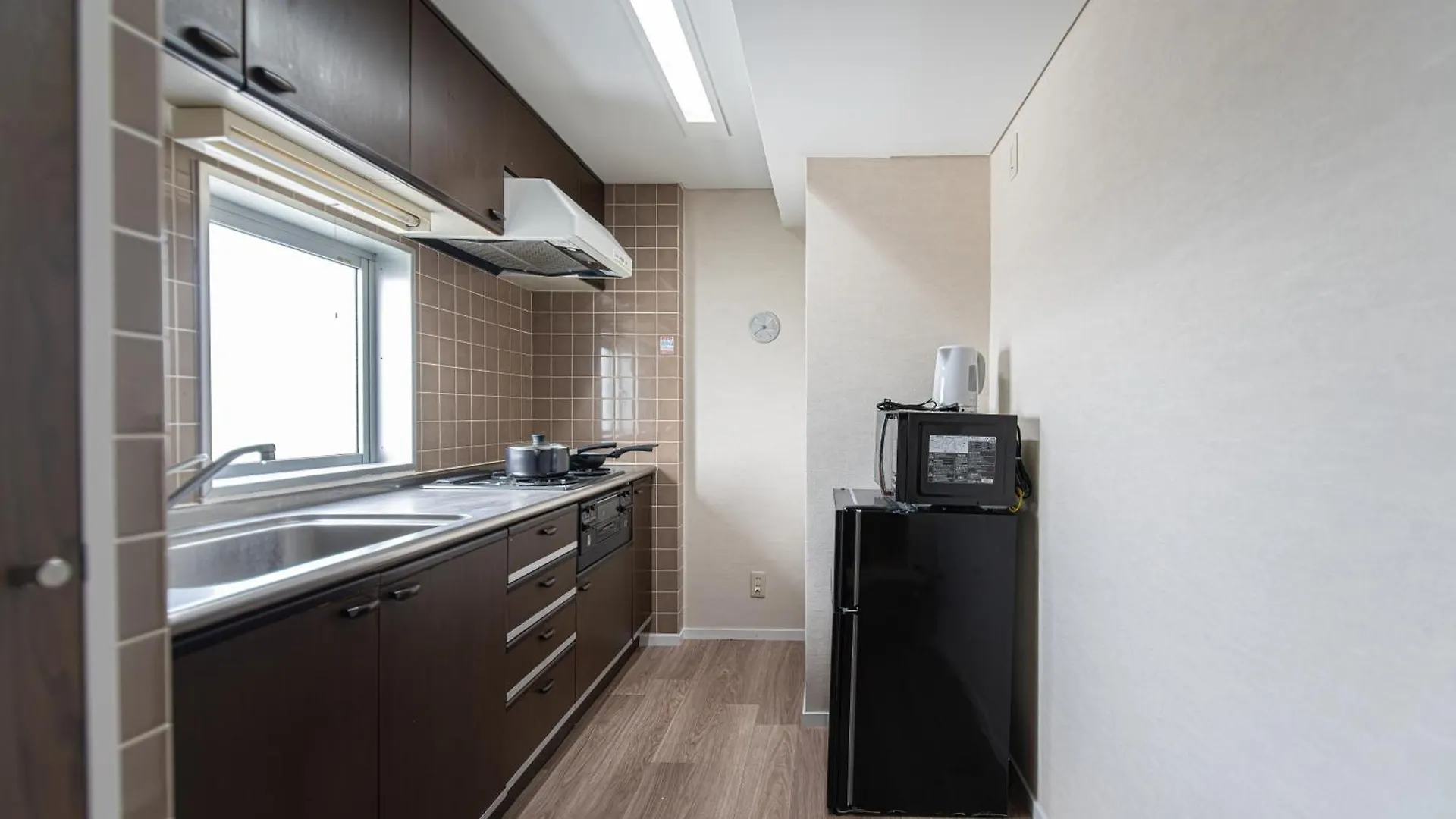 Z7全新装修套房3室2厅 新宿2站4分钟,Max 8P-Spacious,3Rooms Near Shinjuku Tokyo