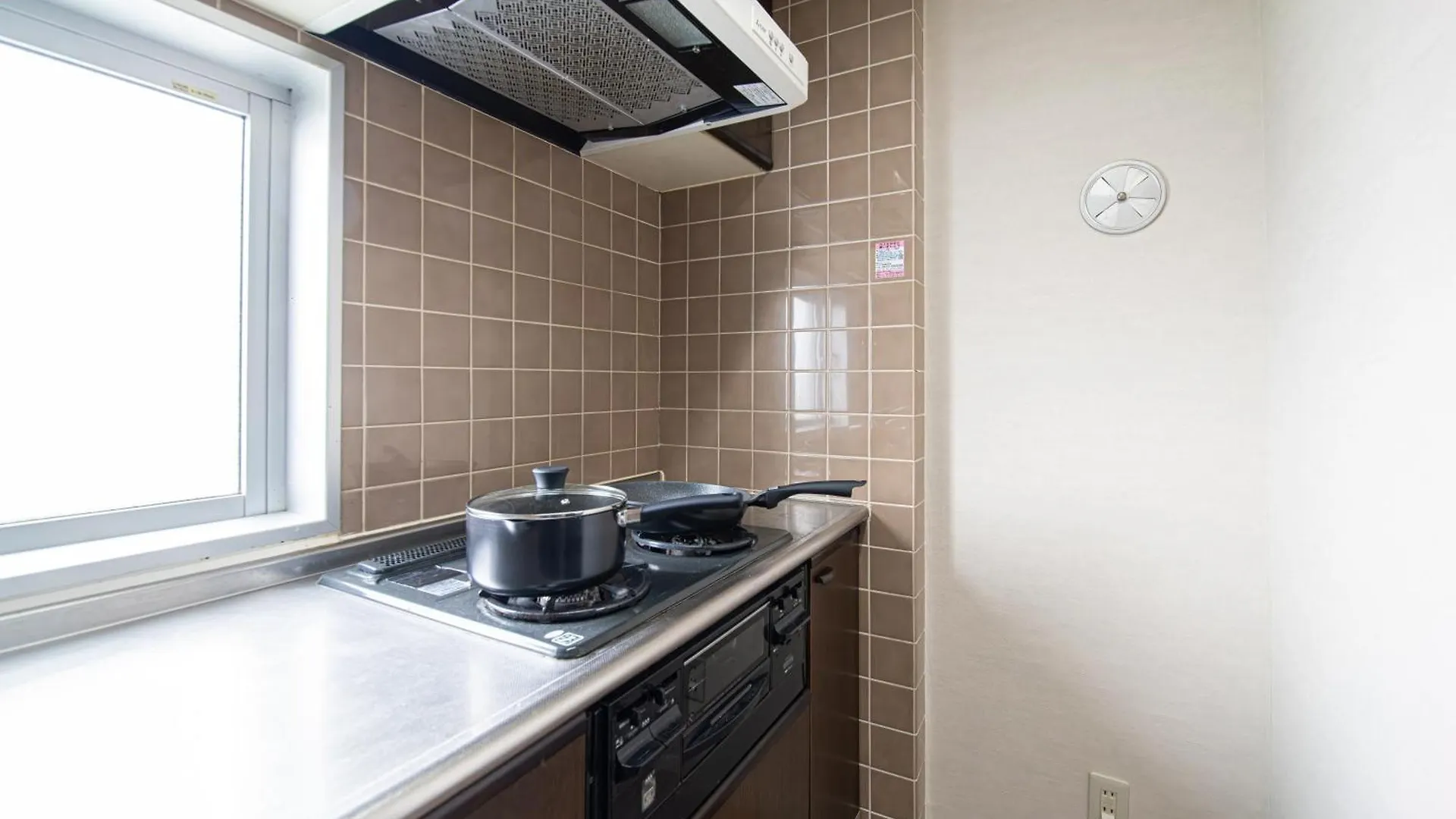 Z7全新装修套房3室2厅 新宿2站4分钟,Max 8P-Spacious,3Rooms Near Shinjuku Tokyo Japan