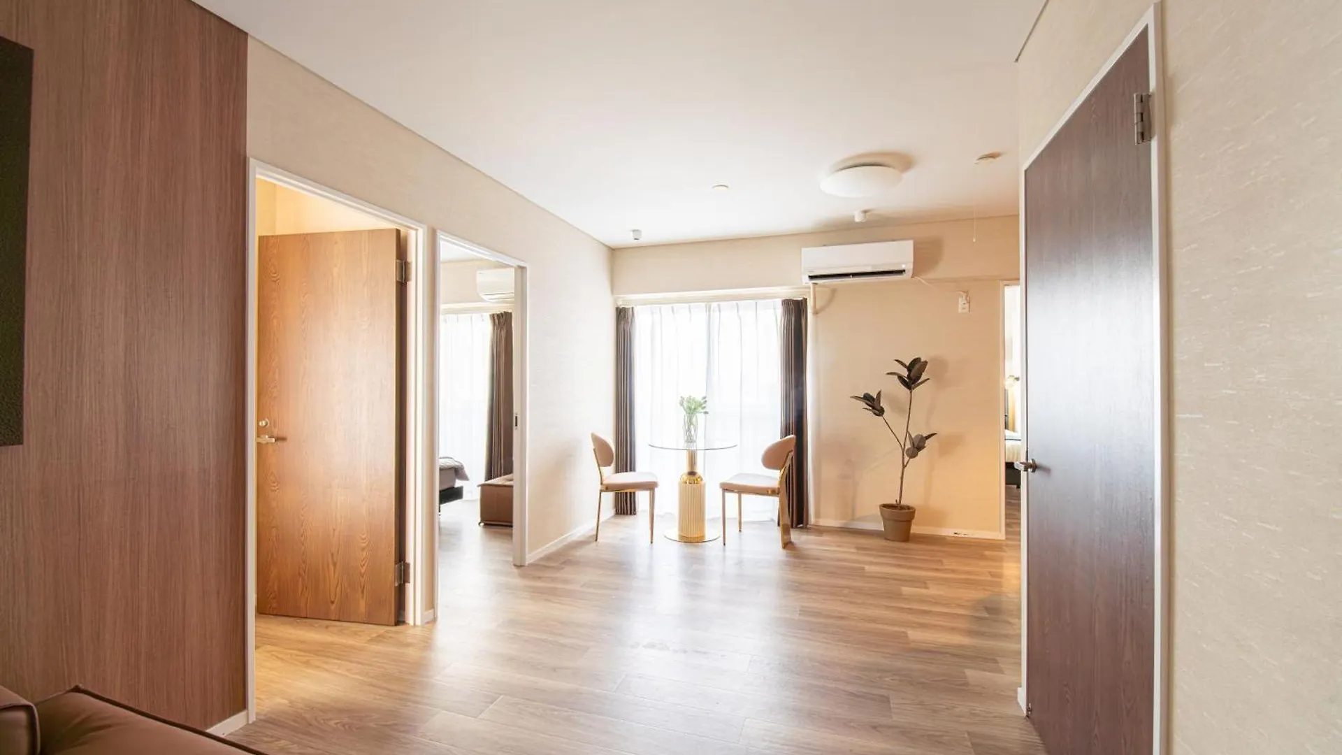 Z7全新装修套房3室2厅 新宿2站4分钟,Max 8P-Spacious,3Rooms Near Shinjuku Tokyo