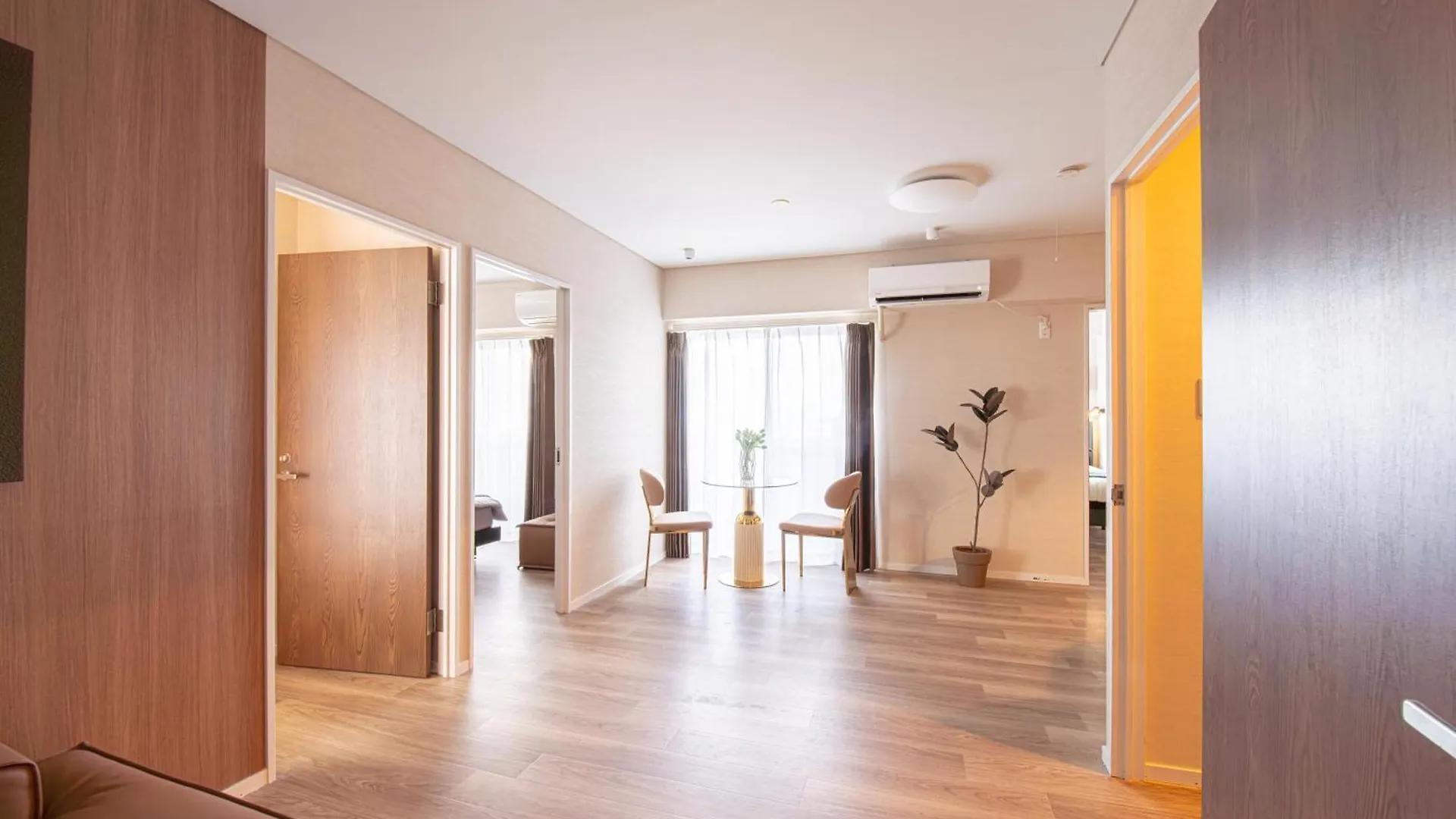 Apartment Z7全新装修套房3室2厅 新宿2站4分钟,Max 8P-Spacious,3Rooms Near Shinjuku Tokyo